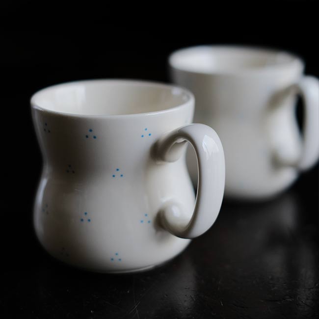 Hard ceramic cup