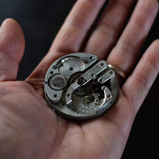 懐中時計のムーブメント