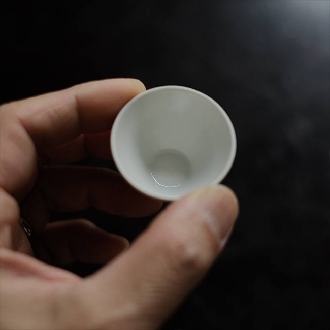 Porcelain mini crucible