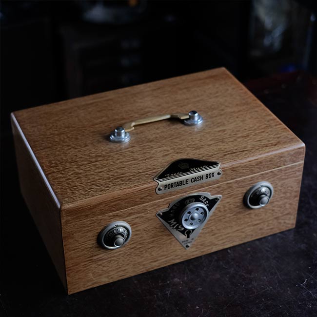 Portable safe