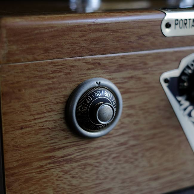 Portable safe