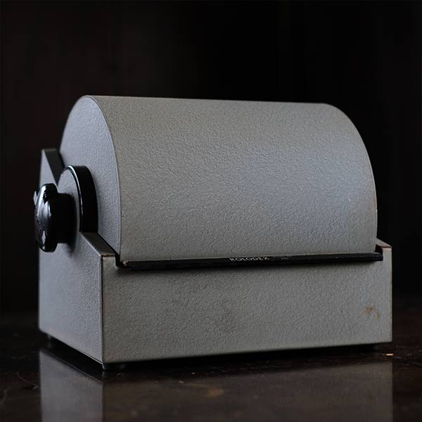 ROLODEX 回転式カードホルダー