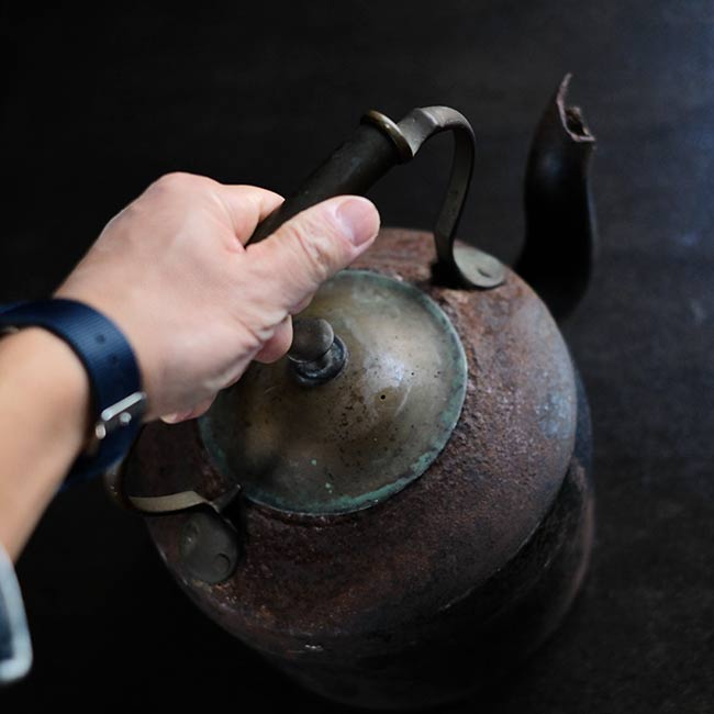 C.W.S. DUDLEY 鋳物のケトル