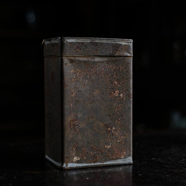 Rusty can
