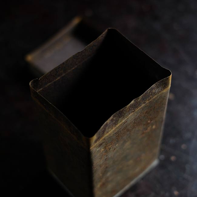 Rusty can