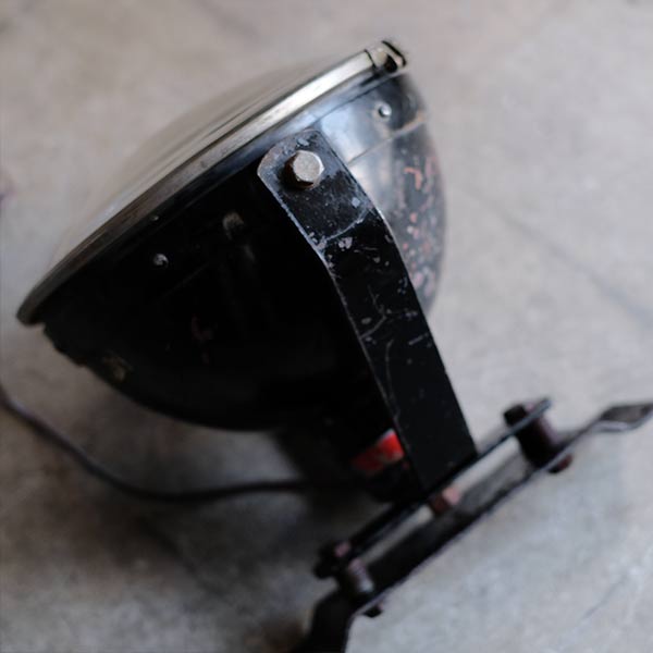S&M Lamp Co. Spotlight