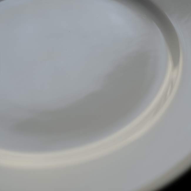Seyi Pottery Rimmed Plate φ26cm