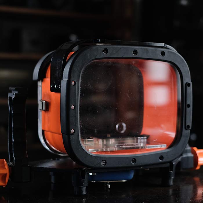 Waterproof case for underwater photography