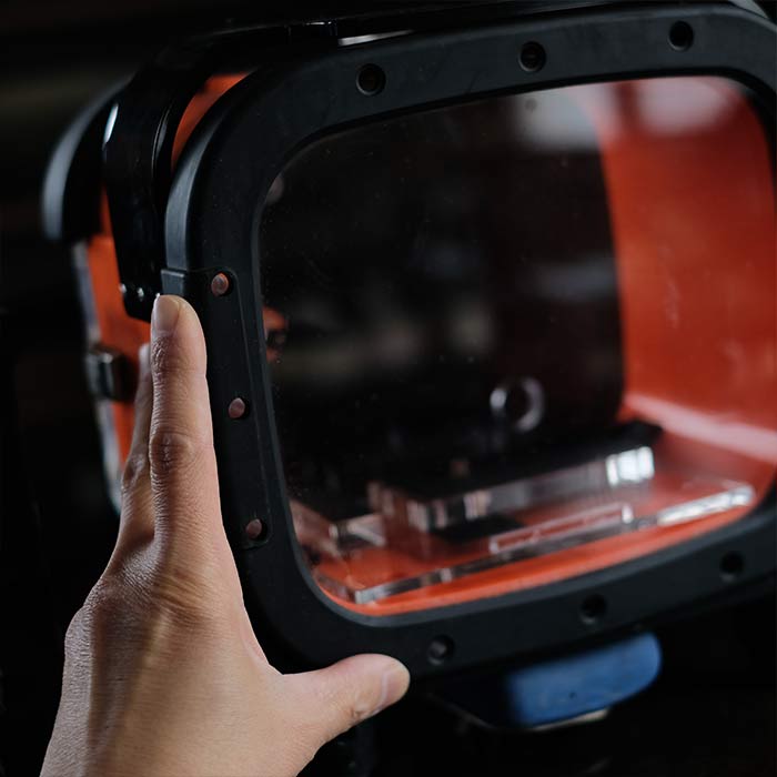 Waterproof case for underwater photography
