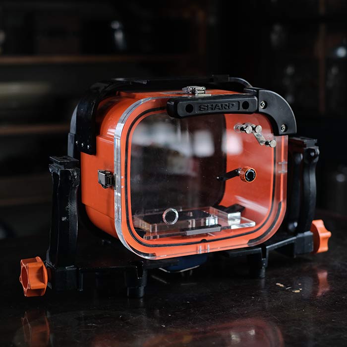 Waterproof case for underwater photography