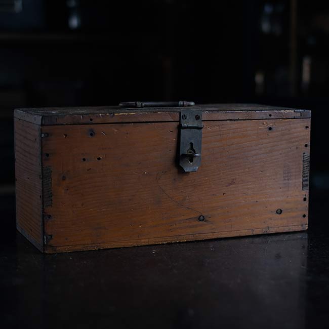 Showa era wooden box