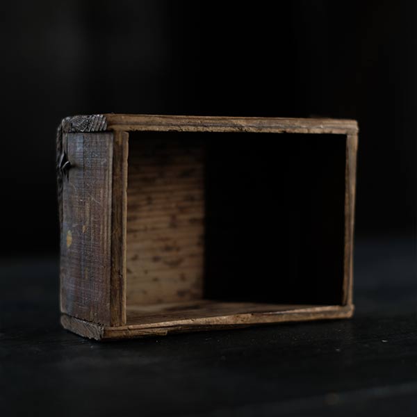 Simple wooden box