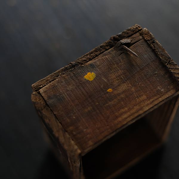 Simple wooden box