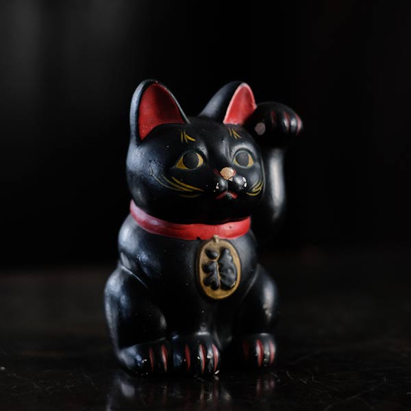 Black Maneki-neko
