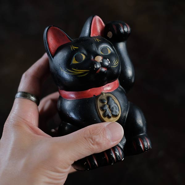 Black Maneki-neko