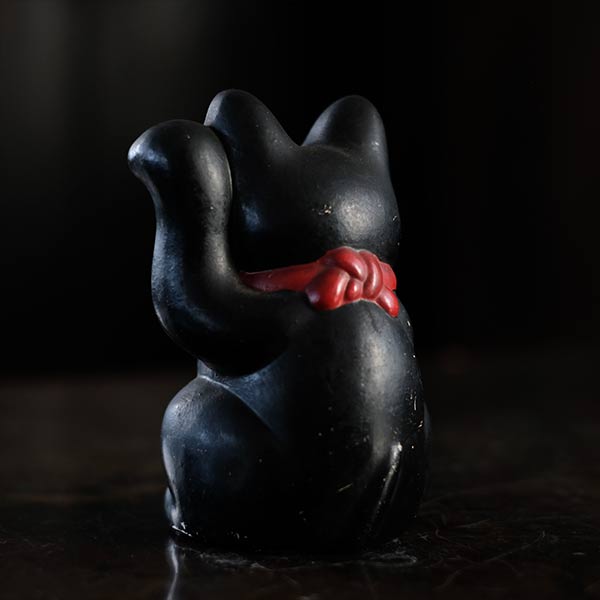 Black Maneki-neko