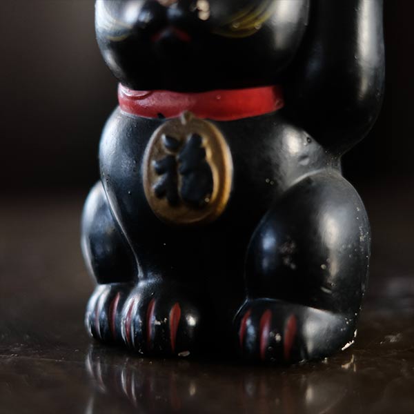 Black Maneki-neko