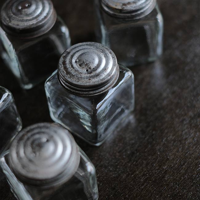 Small glass canisters (sold individually)