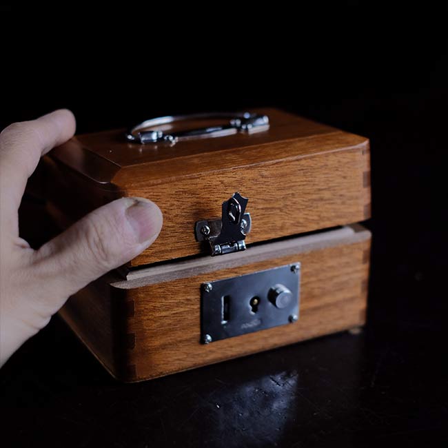 Stamp storage case