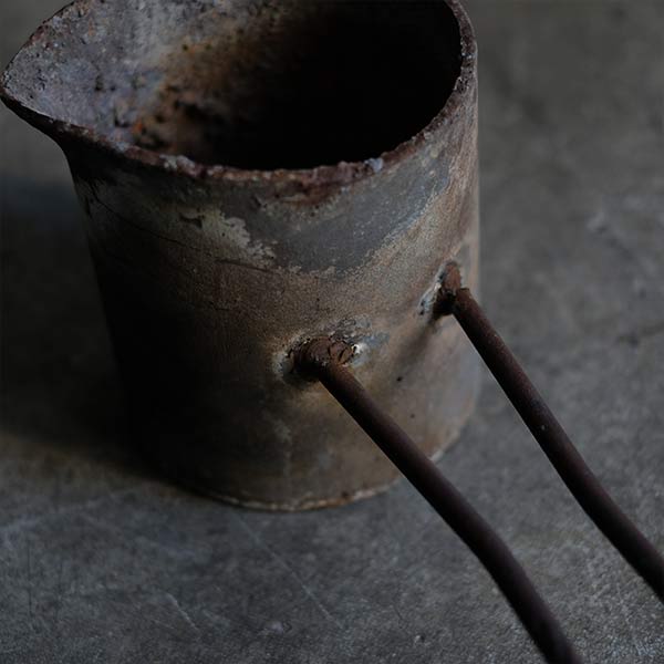Pouring hot water for casting