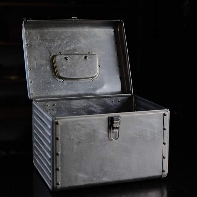 Square aluminum trunk