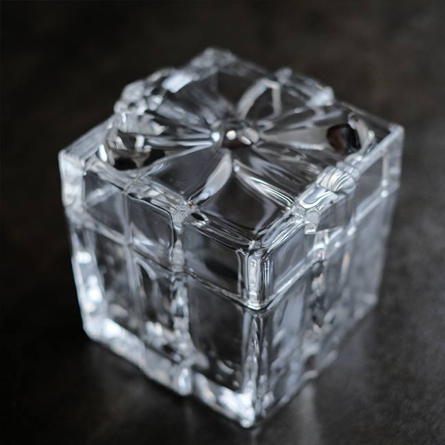 square glass container
