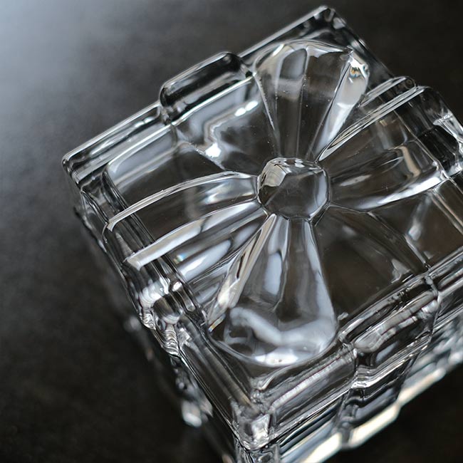 square glass container