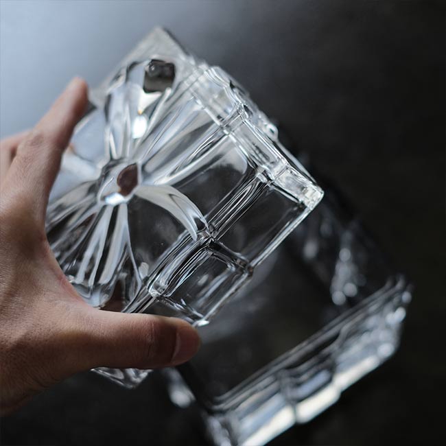 square glass container