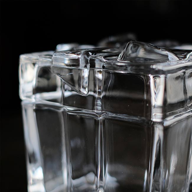 square glass container