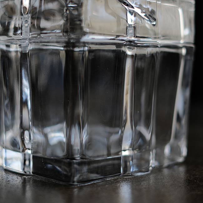 square glass container