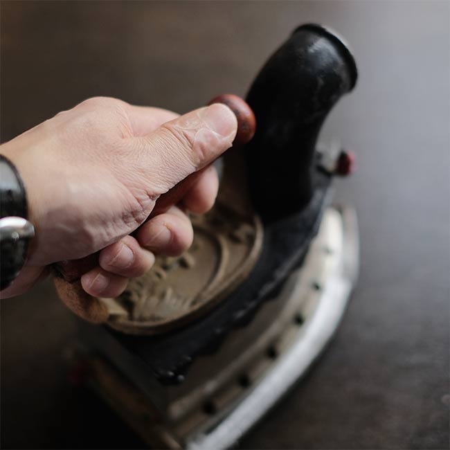 丹頂 炭火アイロン