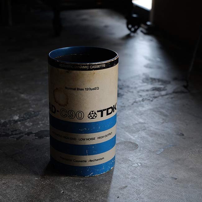 TDK ペーパー素材のクズカゴ