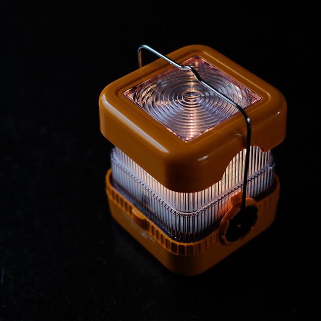 Toshiba Retractable Light