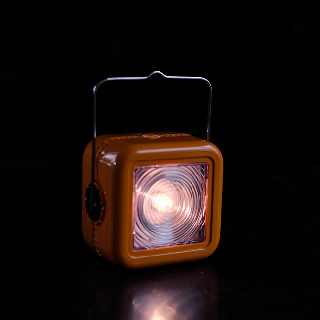 Toshiba Retractable Light