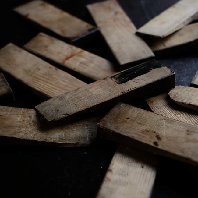 Wood chip set