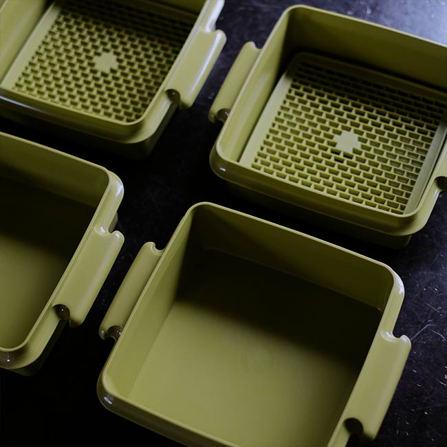 TUPPERWARE Lunch Box