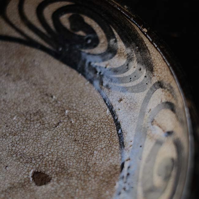 Horse-eye plate