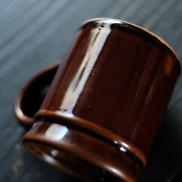 brown coffee mug