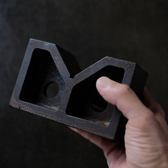 Rusty V-block