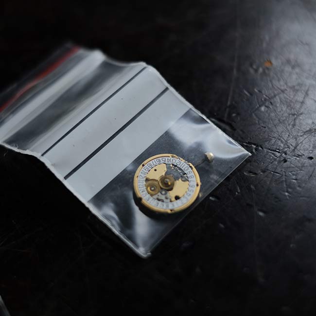 Clock movement (1 piece)
