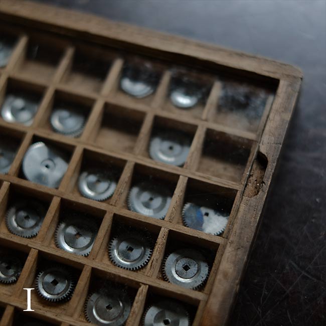 Clock Parts Palette (Thin)