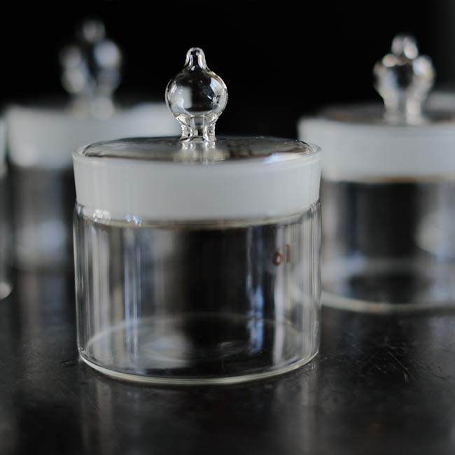 Weighing bottle