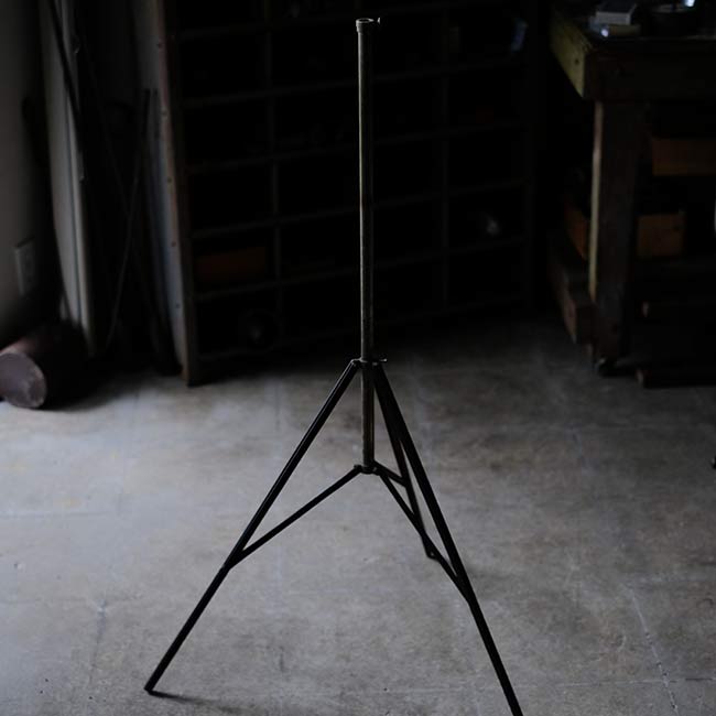 Yamada Lighting Z Light with Stand