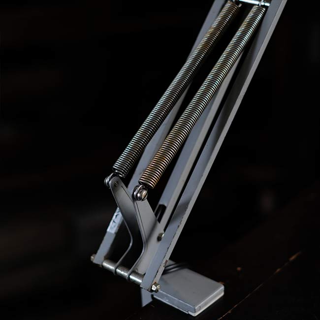 Yamada Lighting's Z Light (desk light)