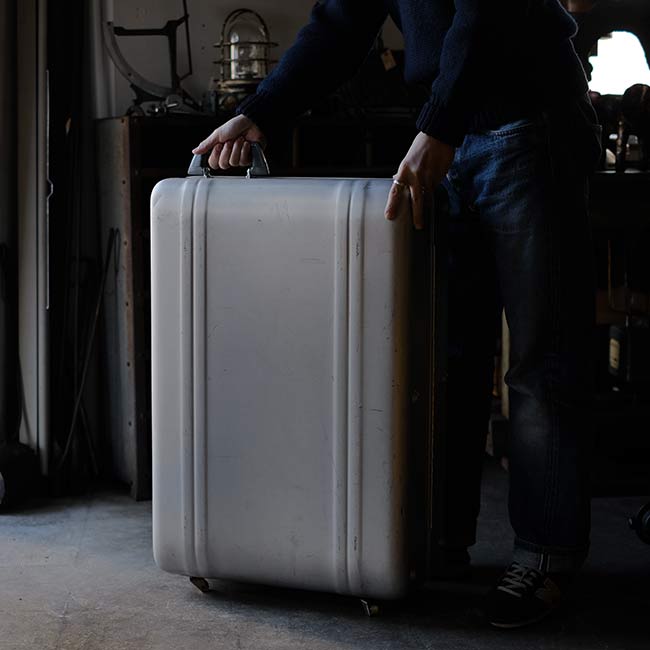ZERO HALLIBURTON suitcase