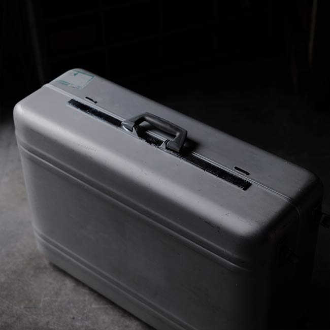 ZERO HALLIBURTON suitcase