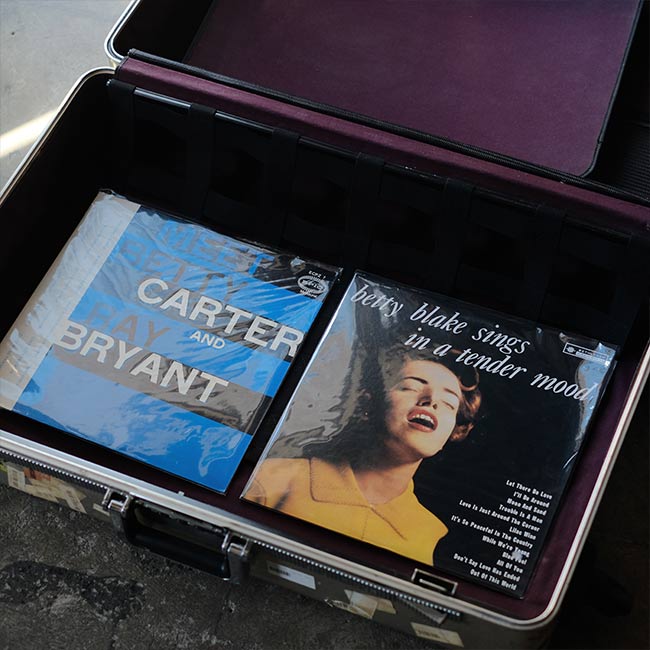 ZERO HALLIBURTON suitcase
