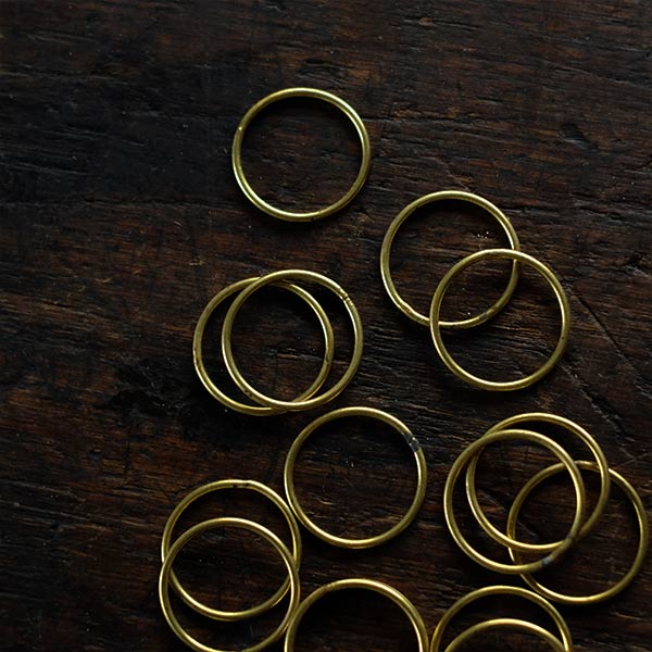Brass curtain rings (deadstock) sold individually