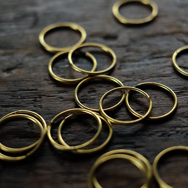 Brass curtain rings (deadstock) sold individually