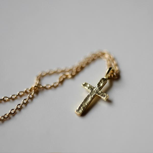 小さなクロスのネックレス(40~50cm)K18クロス×K10チェーン